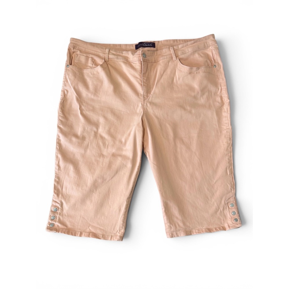 Gloria Vanderbilt Amanda Skimmer Shorts Womens Sz-22W Peach  Button Hem Capris